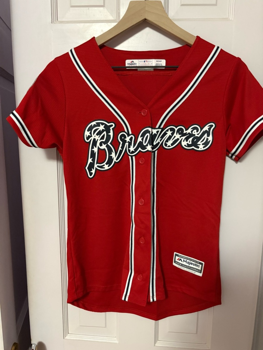 S Women's Majestic Red Atlanta Braves Button-Front Jersey